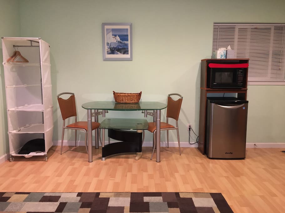 Work and dining area