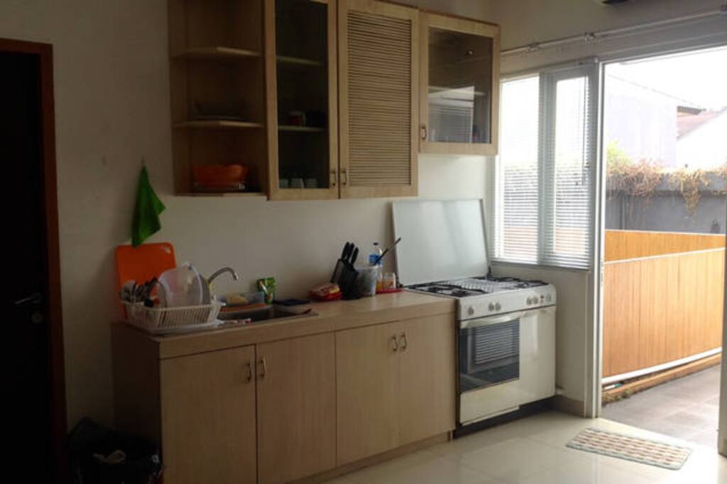 Shared Kitchen/Dinning