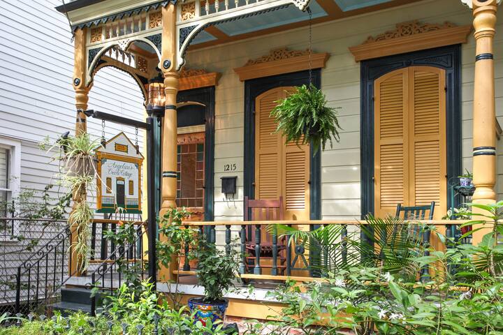 Angelica Creole Cottage gallery image 2