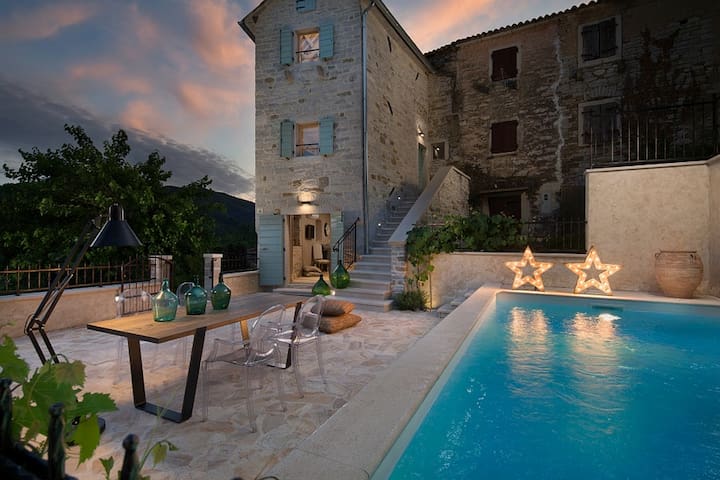 Casa Gradinje with swimming pool