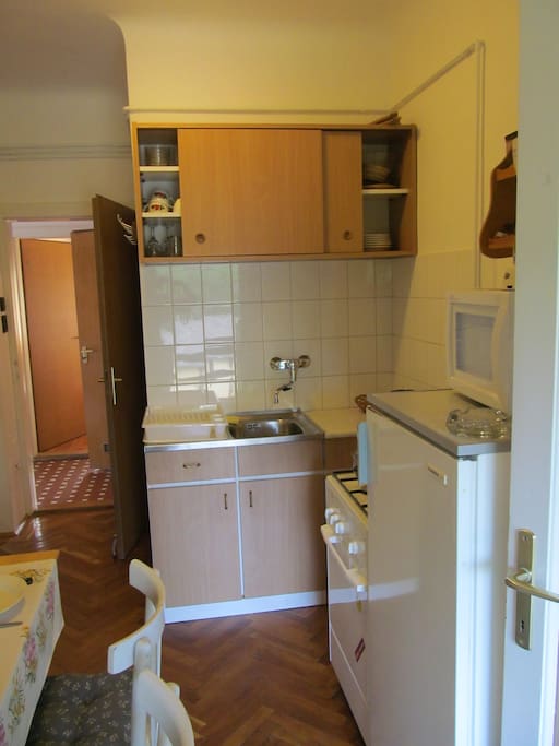 floor_level_kitchen