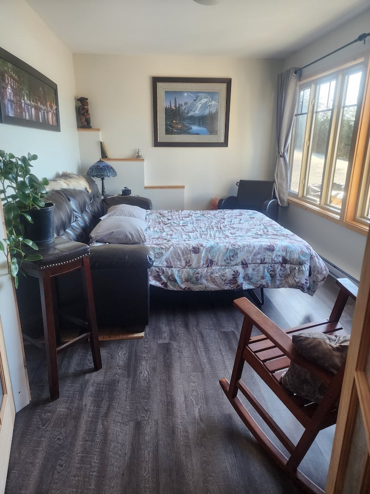 Chumba cha mbele/Chumba cha Malkia chenye mwonekano wa bustani wa Bahari