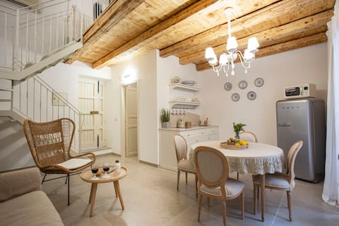 Top Airbnb: Ortigia Ammari apartment in Siracusa
