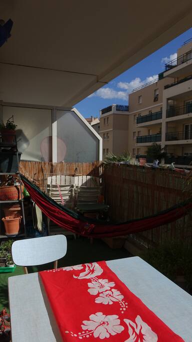 Balcon et son hamac