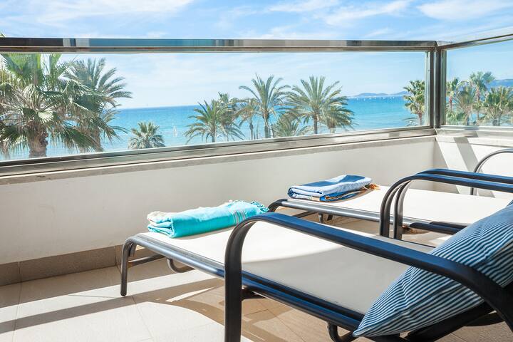 Precioso apartamento en  Playa. Vistas frontales.