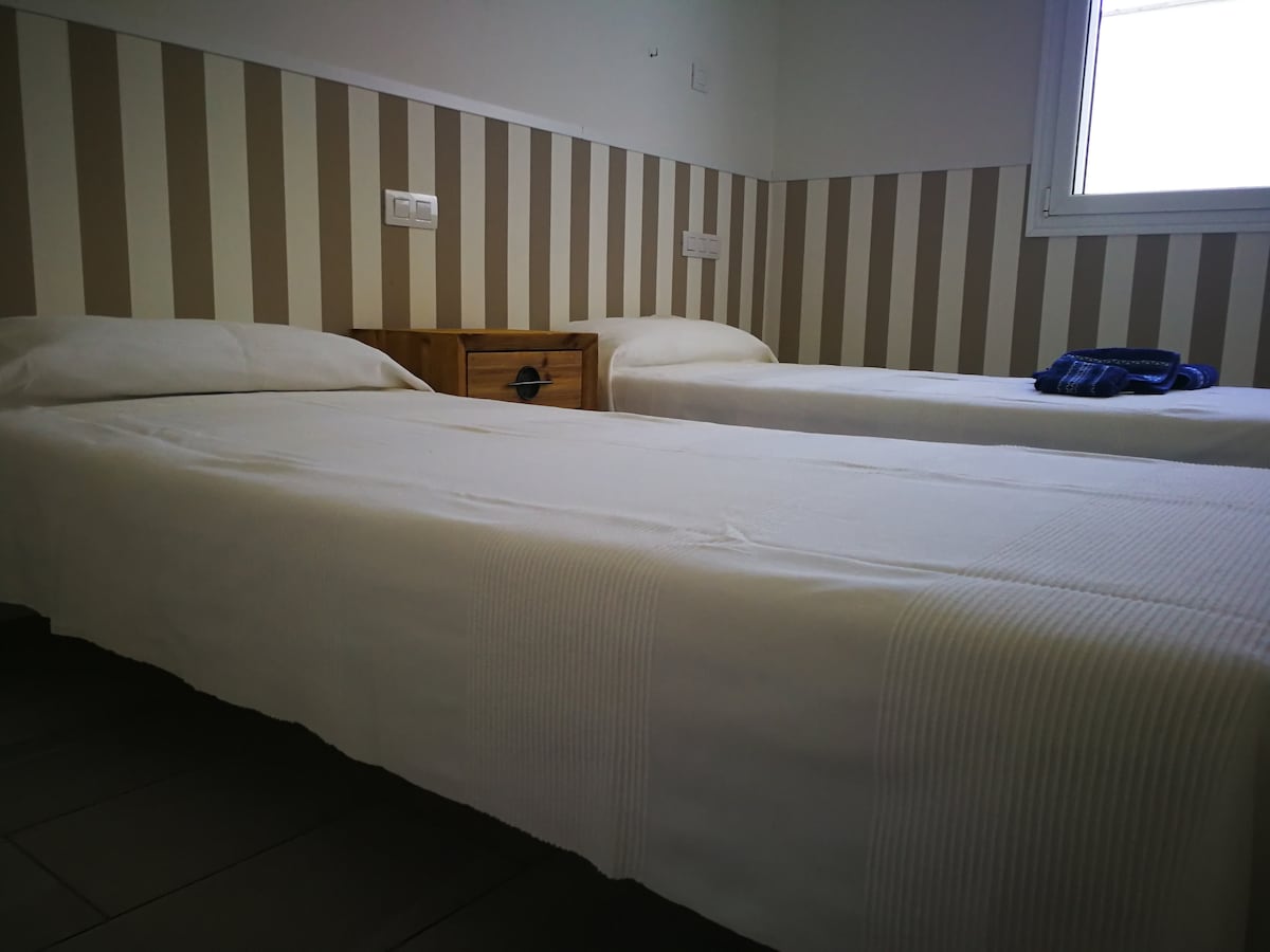 Легло с втора спалня