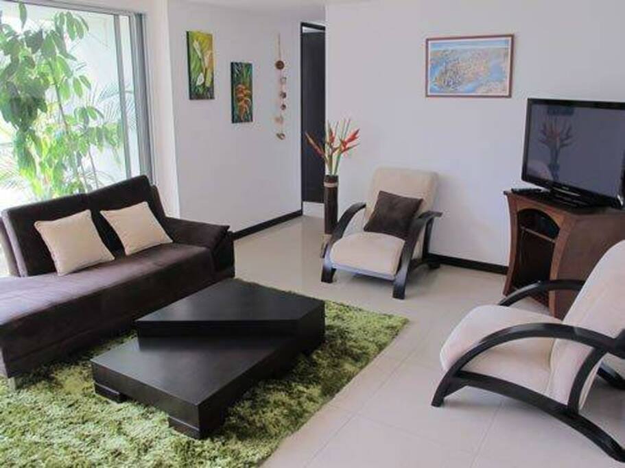 Great libving room space!
