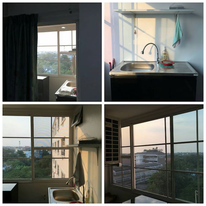 western kitchen facilities is provided