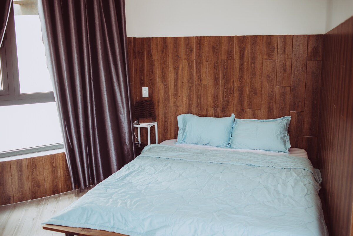 Phòng My Nghiep Brocade Weaving Village