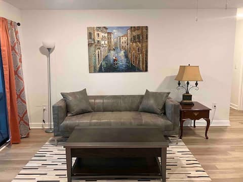 2144 Beautiful condo overlooking Mobile Bay.