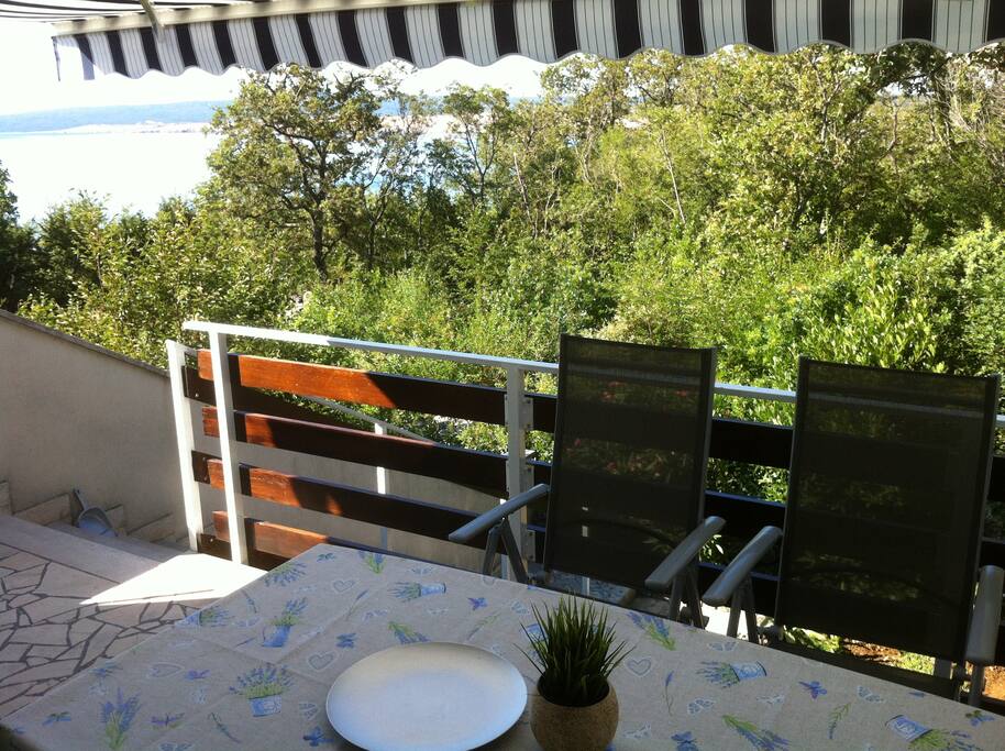 front terrace table
