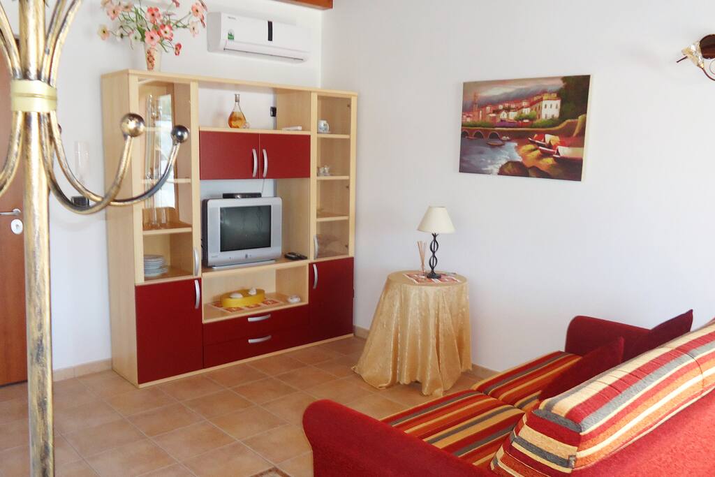 Salotto con divano letto