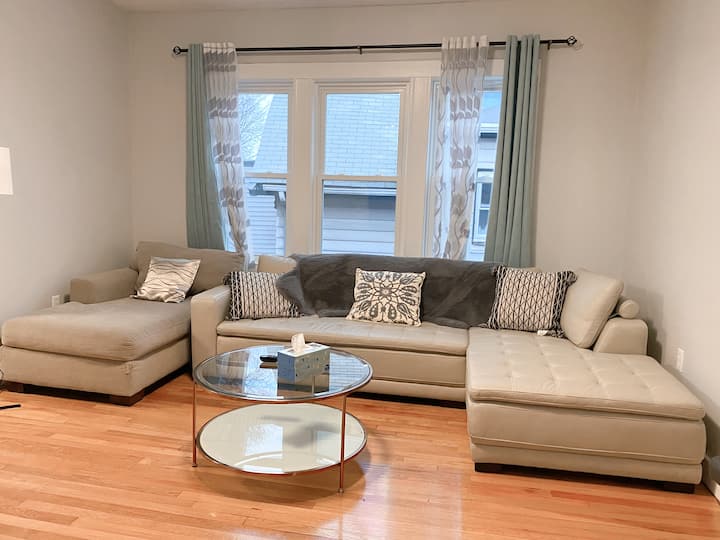 Ocean 3 Br W Parking, 15 M To Boston - Revere, MA