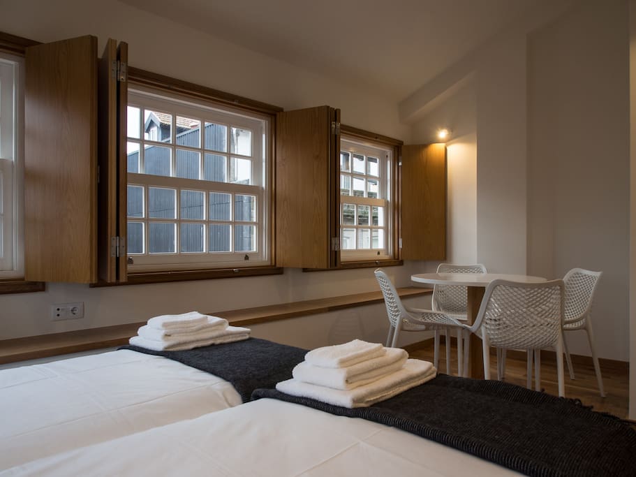 Private room with meals zone