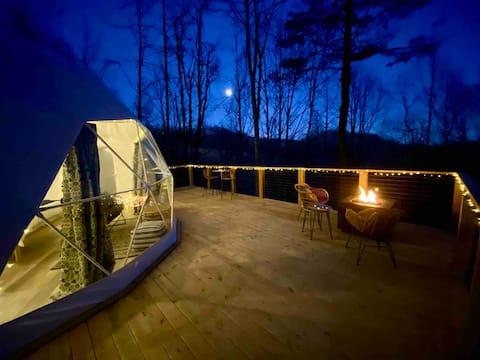 Tiny Treepod - Hot Tub, Views, Romantic Oasis