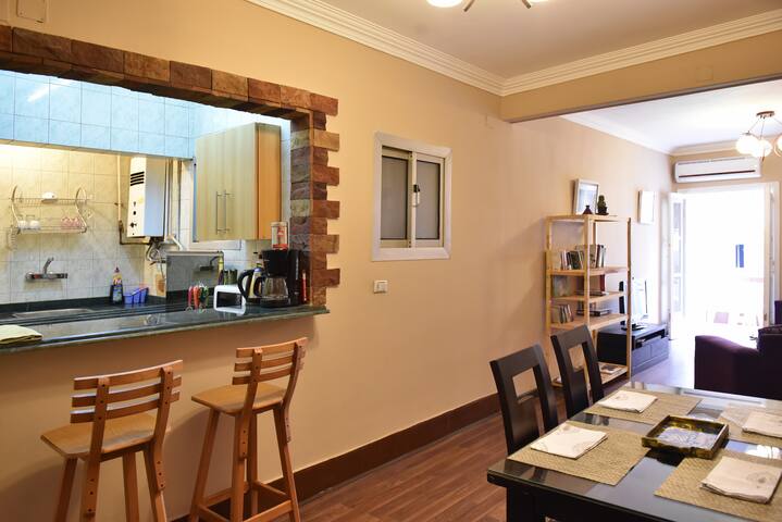 Cozy, Modern Apartment In The Heart Of Cairo