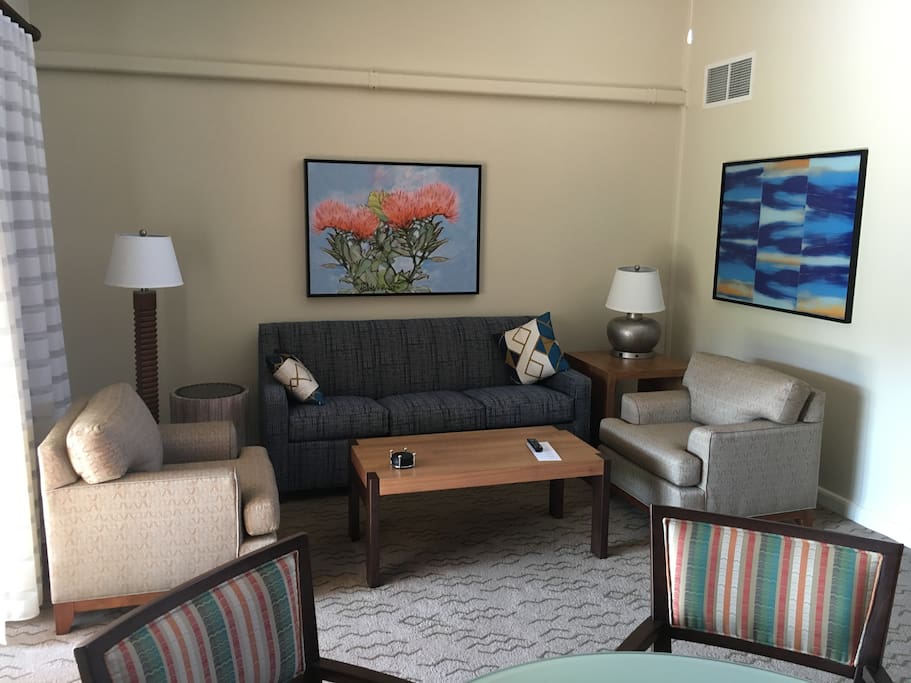 800 sq ft total, this is living room