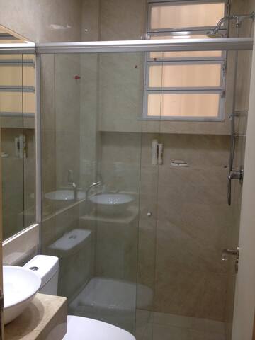 2 quartos próx. Praia de Ipanema gallery image 3