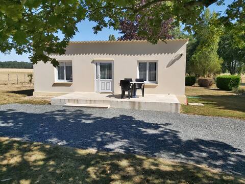 Rent a small house near Beauval Zoo
