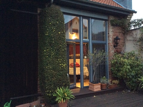 30 minutes by S-Bahn to Frankfurt/converted barn