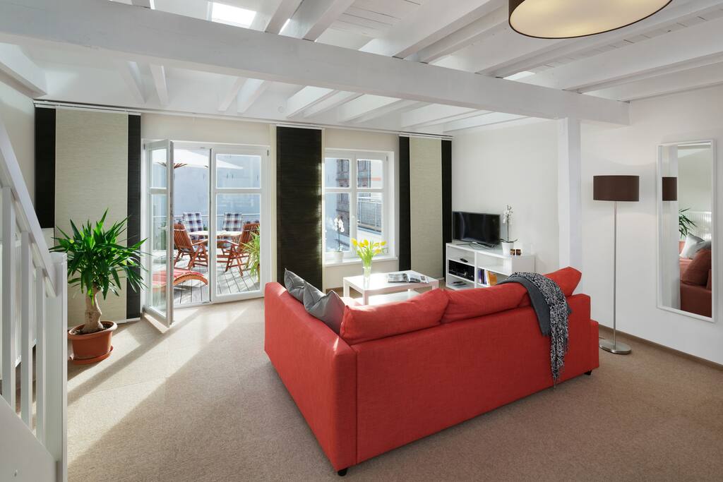 Wohnzimmer mit Schlafcouch