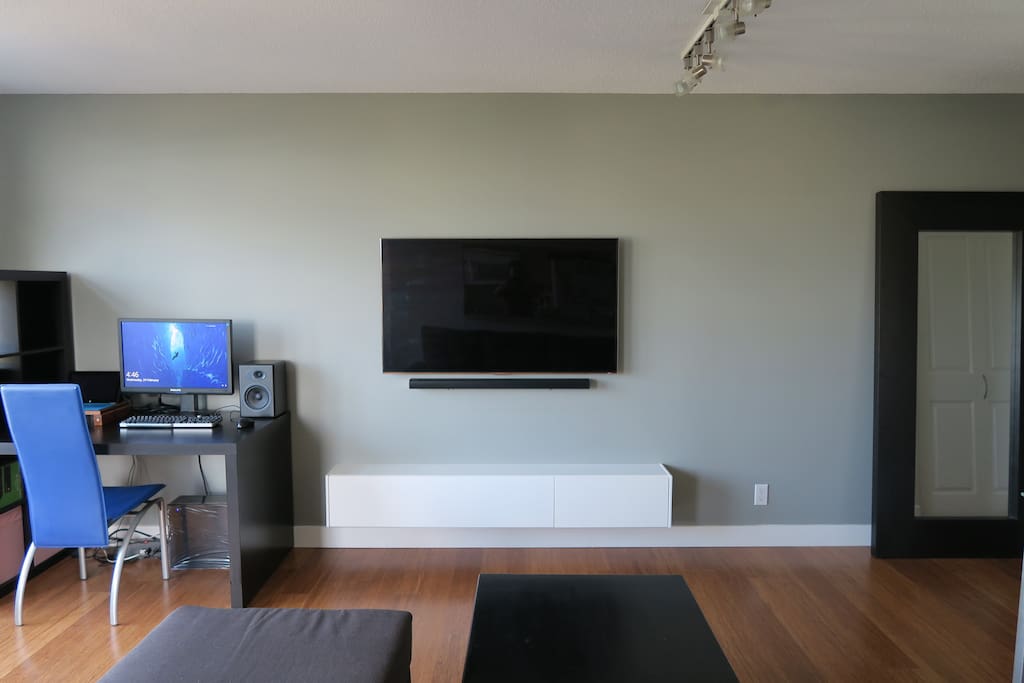 Living room - 55" TV