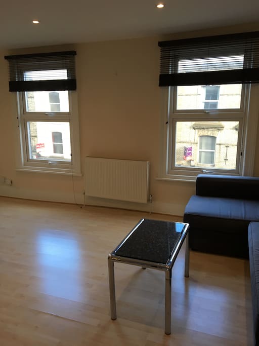 Open-plan, light, comfortable Kitchen/ living space