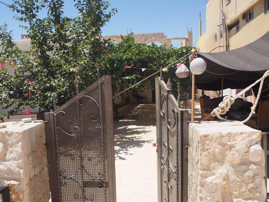 Our entrance and to the right you can see our bedouin tent where you can relax and have a meal.