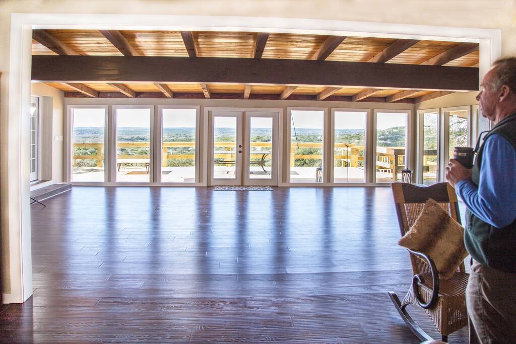 The Panorama Room