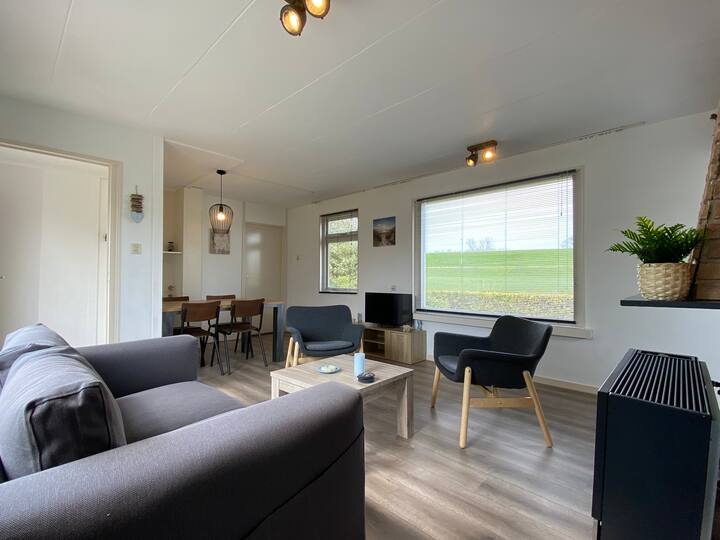 Knus Huis Op Steenworp Afstand Grevelingenmeer - Scharendijke