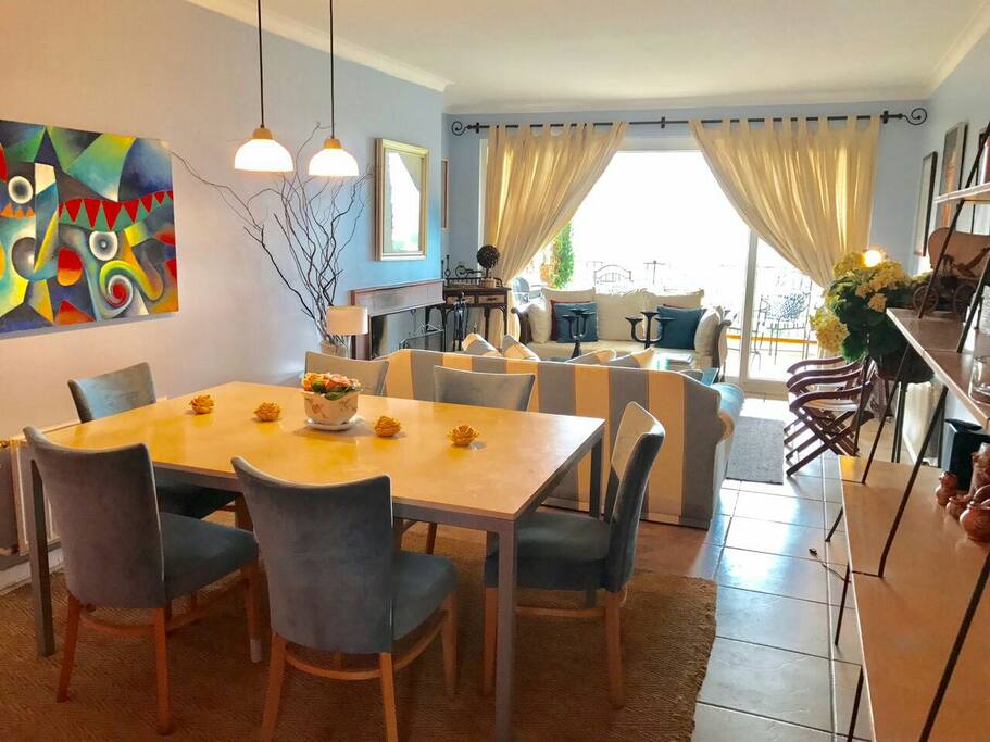 el comedor y living