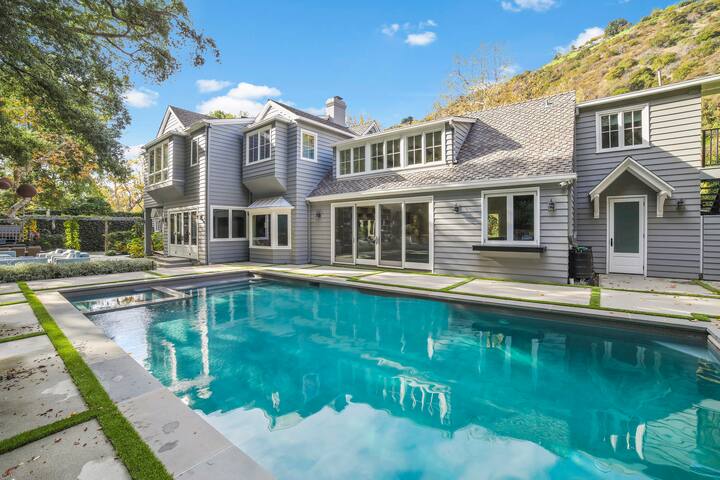 LA Estate in Country Setting gallery image 3