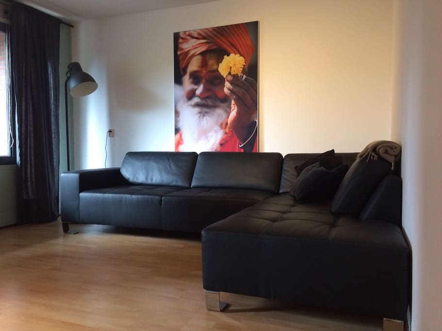Grand living room with lounge sofa