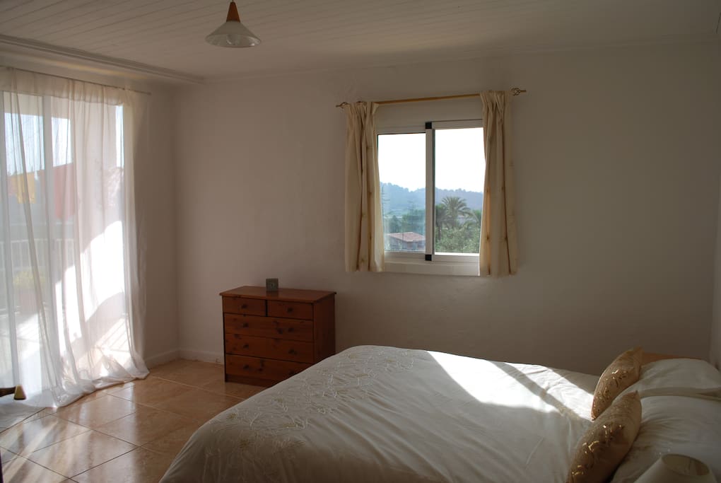 Upstairs double bedroom
