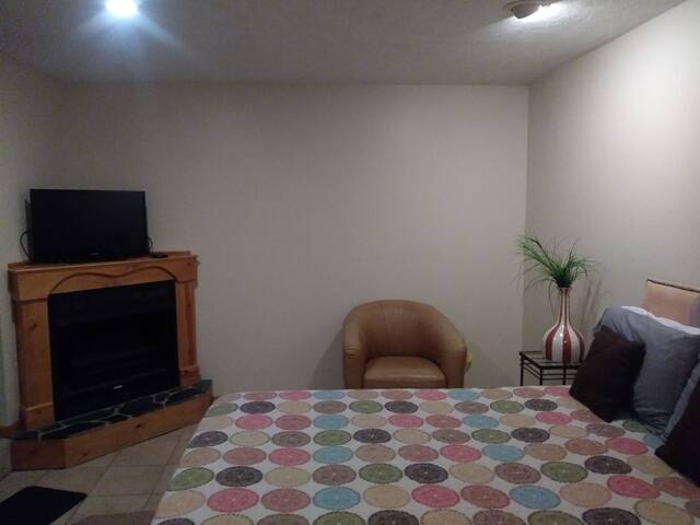 Cozy Space for Long Term Stays