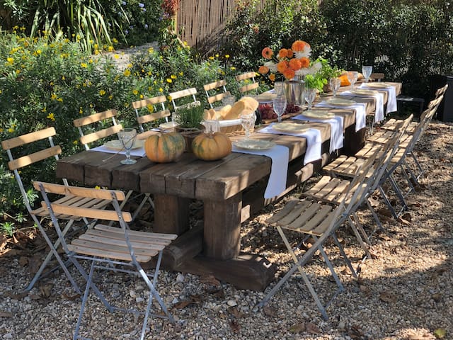Courtyard villa with fireplace, pool in nature