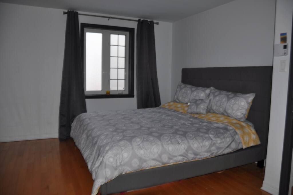 Chambre des maîtres avec lit king