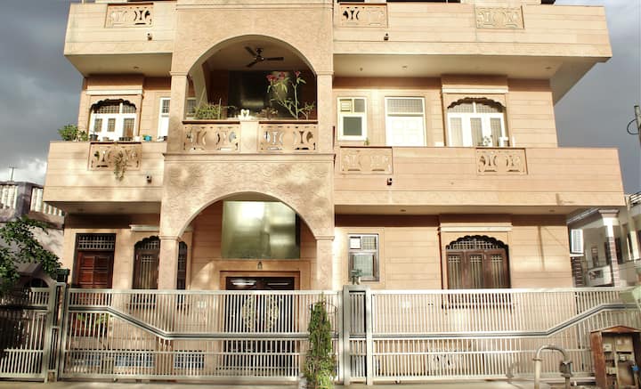 Jaipur Holiday Rentals & Homes - Rajasthan, India | Airbnb