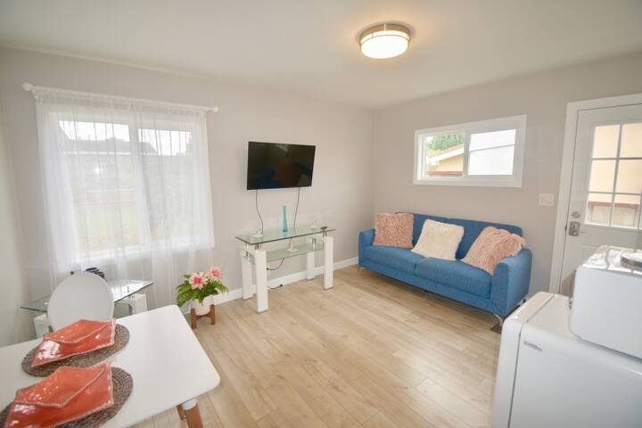 Private Studio Apartment near Disneyland