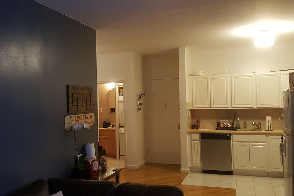 Full kitchen