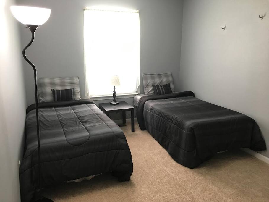 Twin Beds, Bath and Breakfast