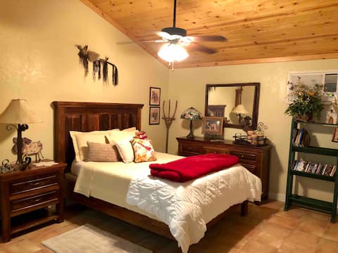 Successful Airbnb property: Penny's Bunkhouse, Horses, Views & Trails in Apache Junction