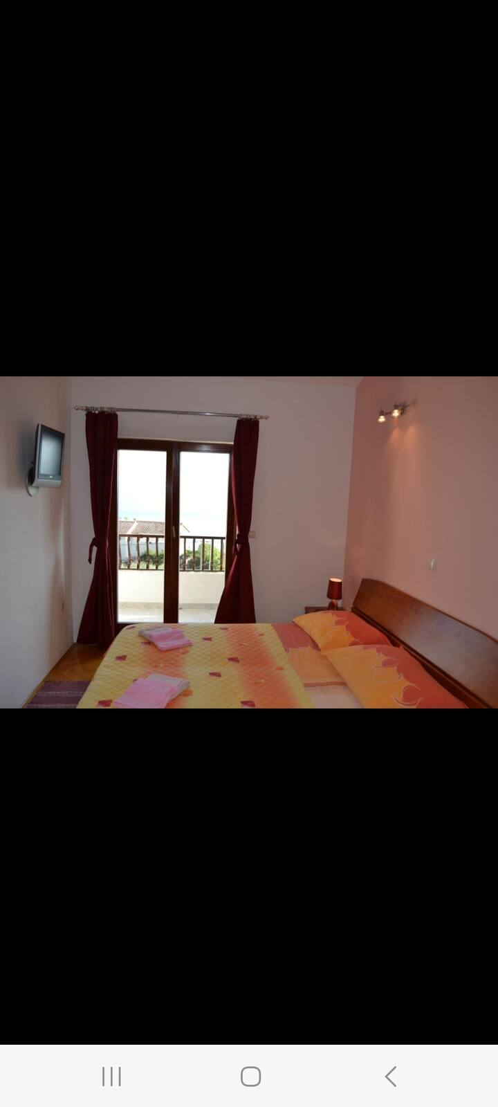 Dhomë gjumi, pamje nga deti