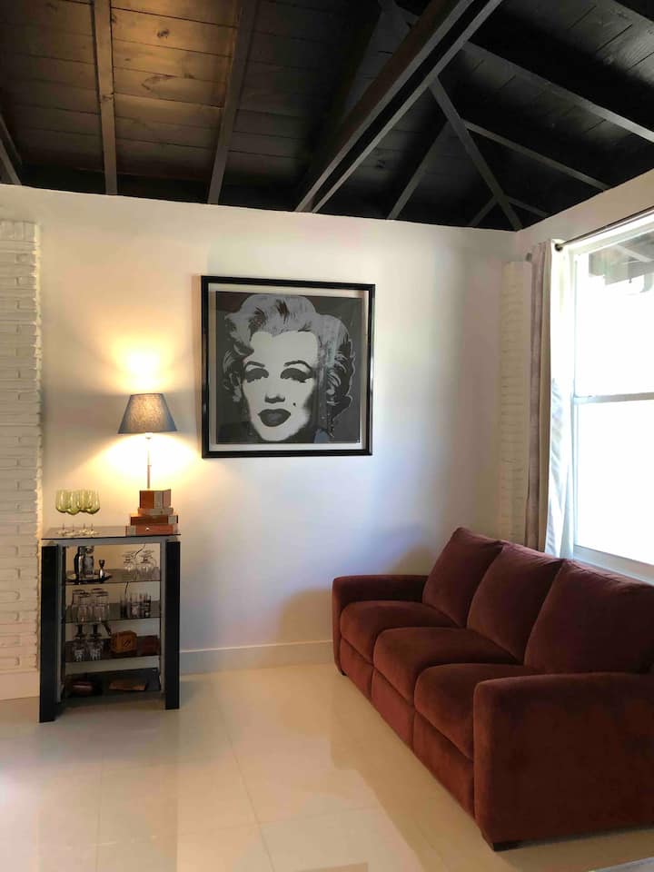 Cottage By The Beach - Fort Lauderdale