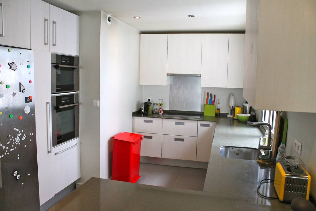 Cuisine avec frigo américain