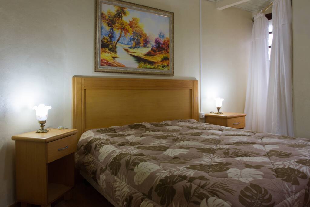 Quarto casal. Piso inferior.