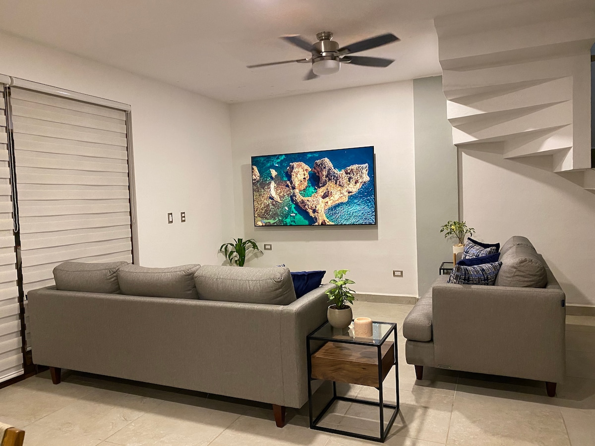 Top performing Airbnb: Casa Koati, 4 Bdrms w/Bths, Private Pool in Playacar Fase I