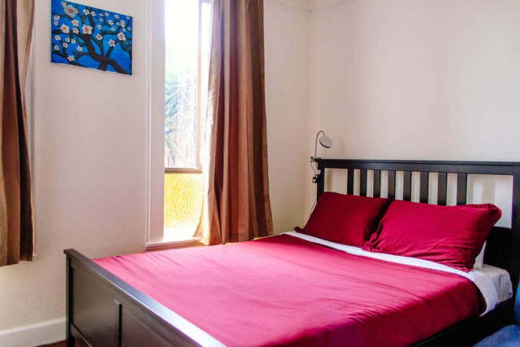 Queen size bed