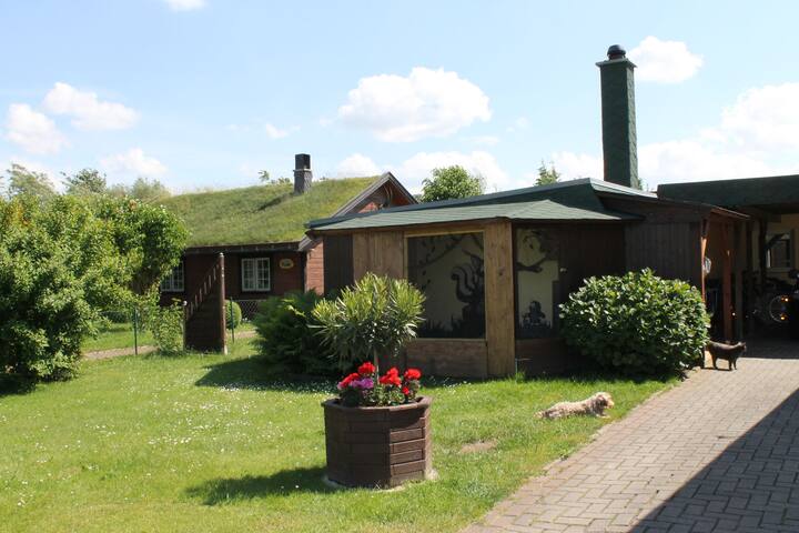 Schöne Ferienwohnung mit beheiztem Innen-Pool, Strandnähe
