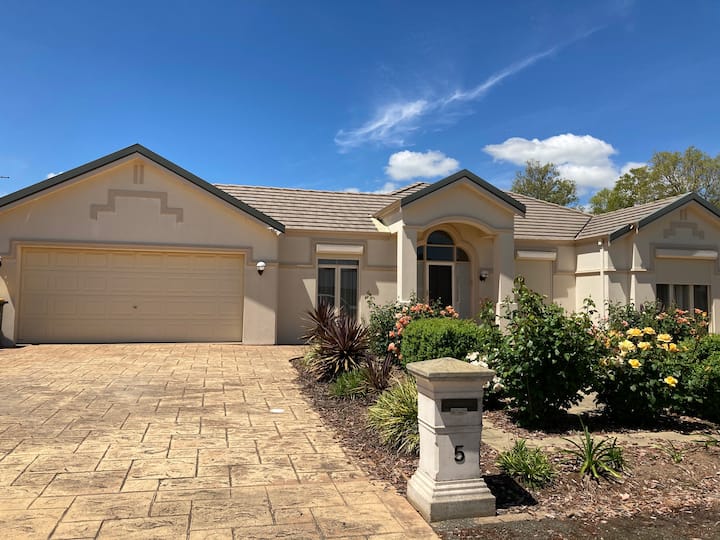 Tanunda Holiday Rentals & Homes South Australia, Australia Airbnb